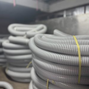 伸縮管 (排水管)